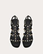 ROCKSTUD ANKLE STRAP WEDGE SANDAL IN CALFSKIN LEATHER 95 MM - Image 4